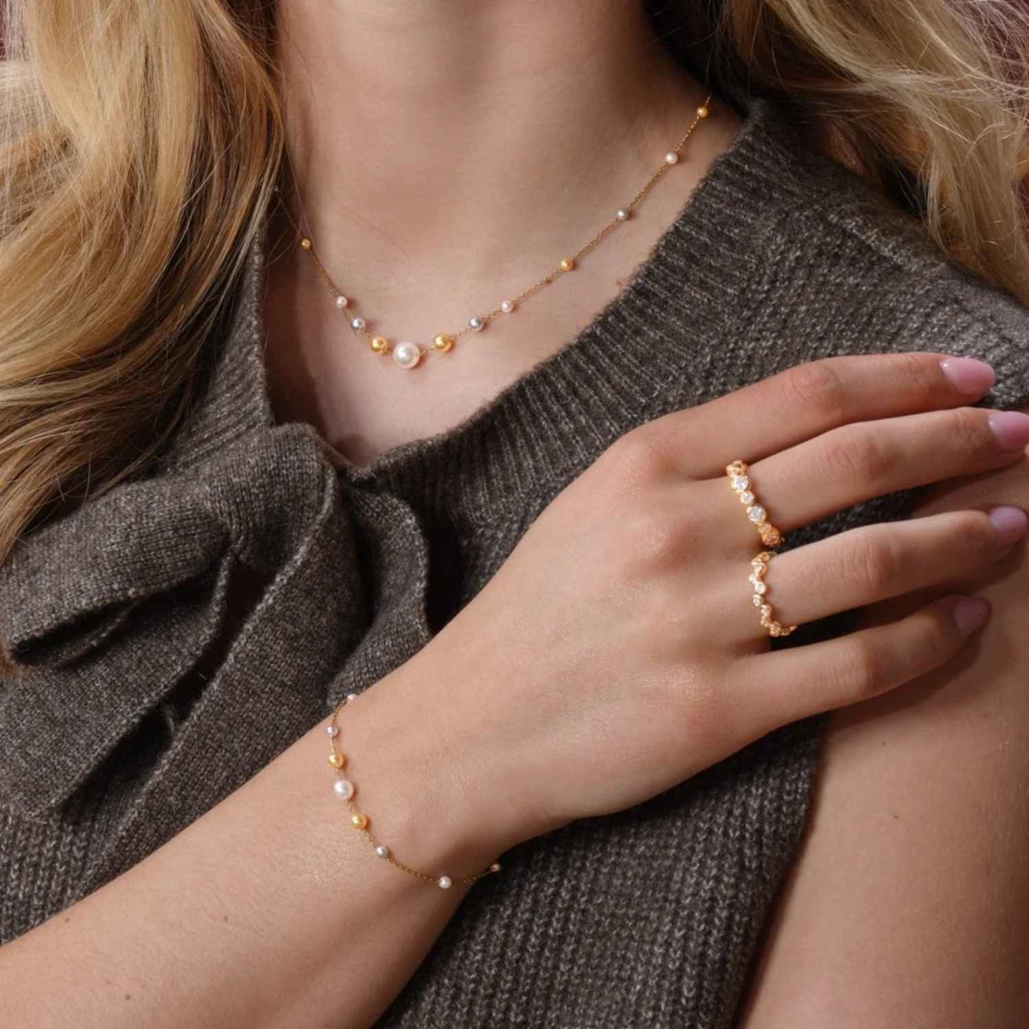 DETAIL258716