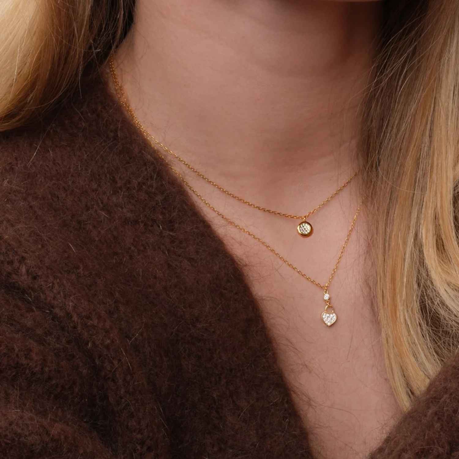 DETAIL258696