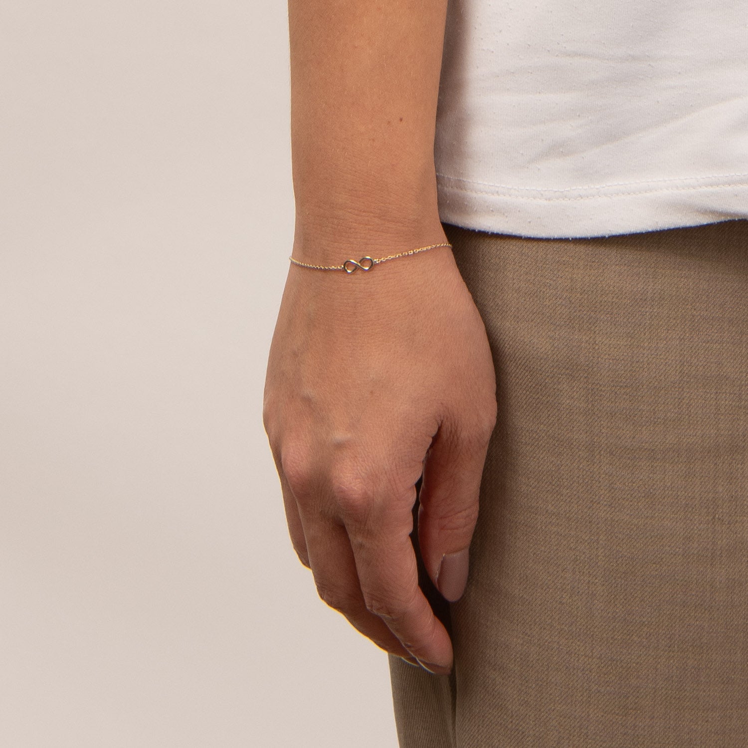 DETAIL260056