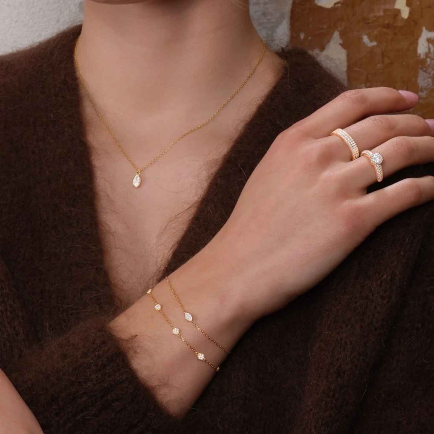 DETAIL258718