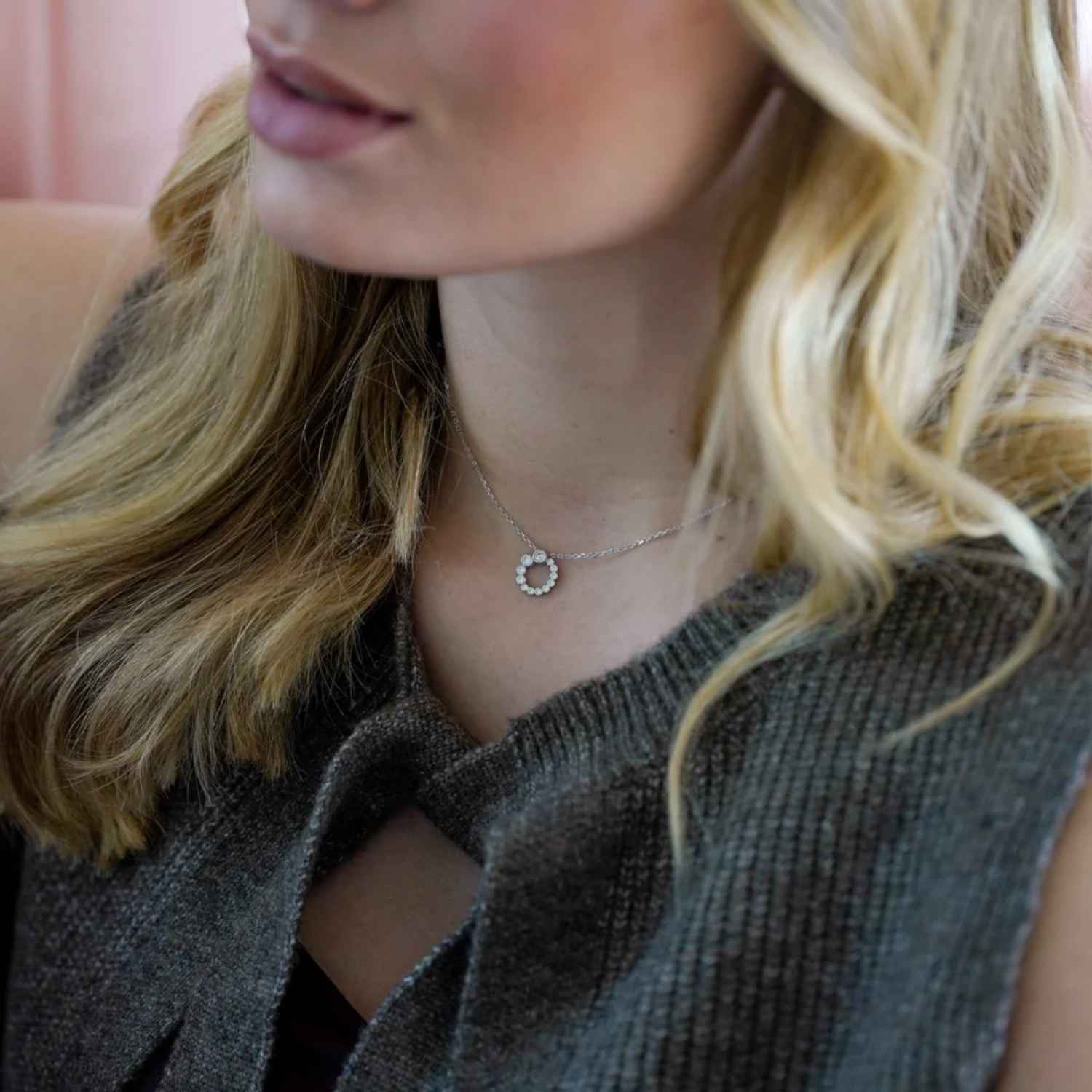 DETAIL258700