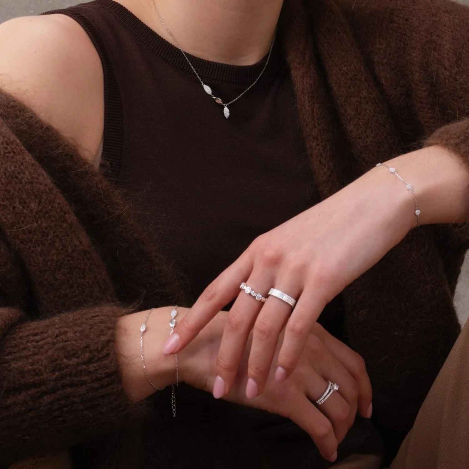 DETAIL258728