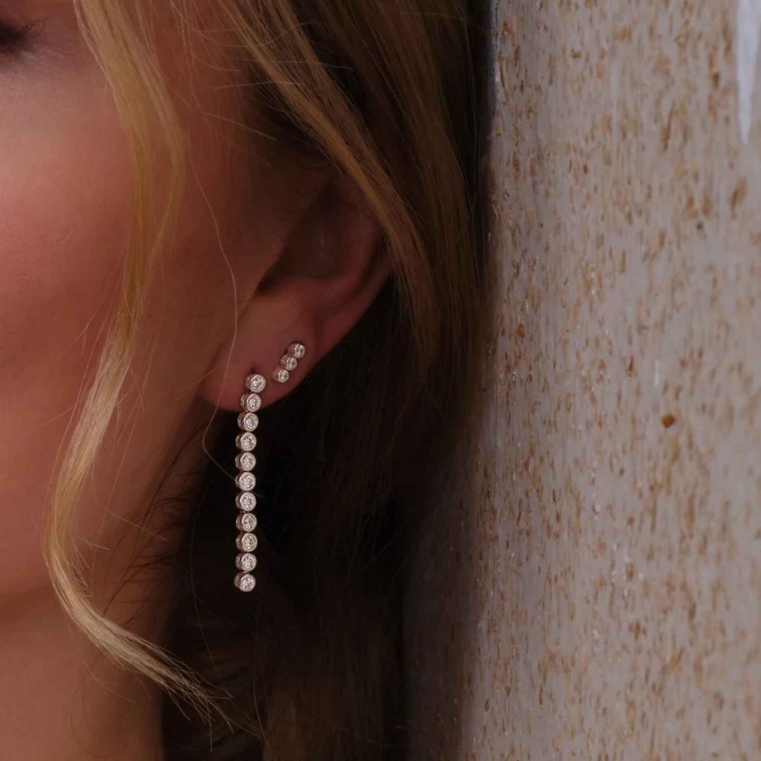 DETAIL258784