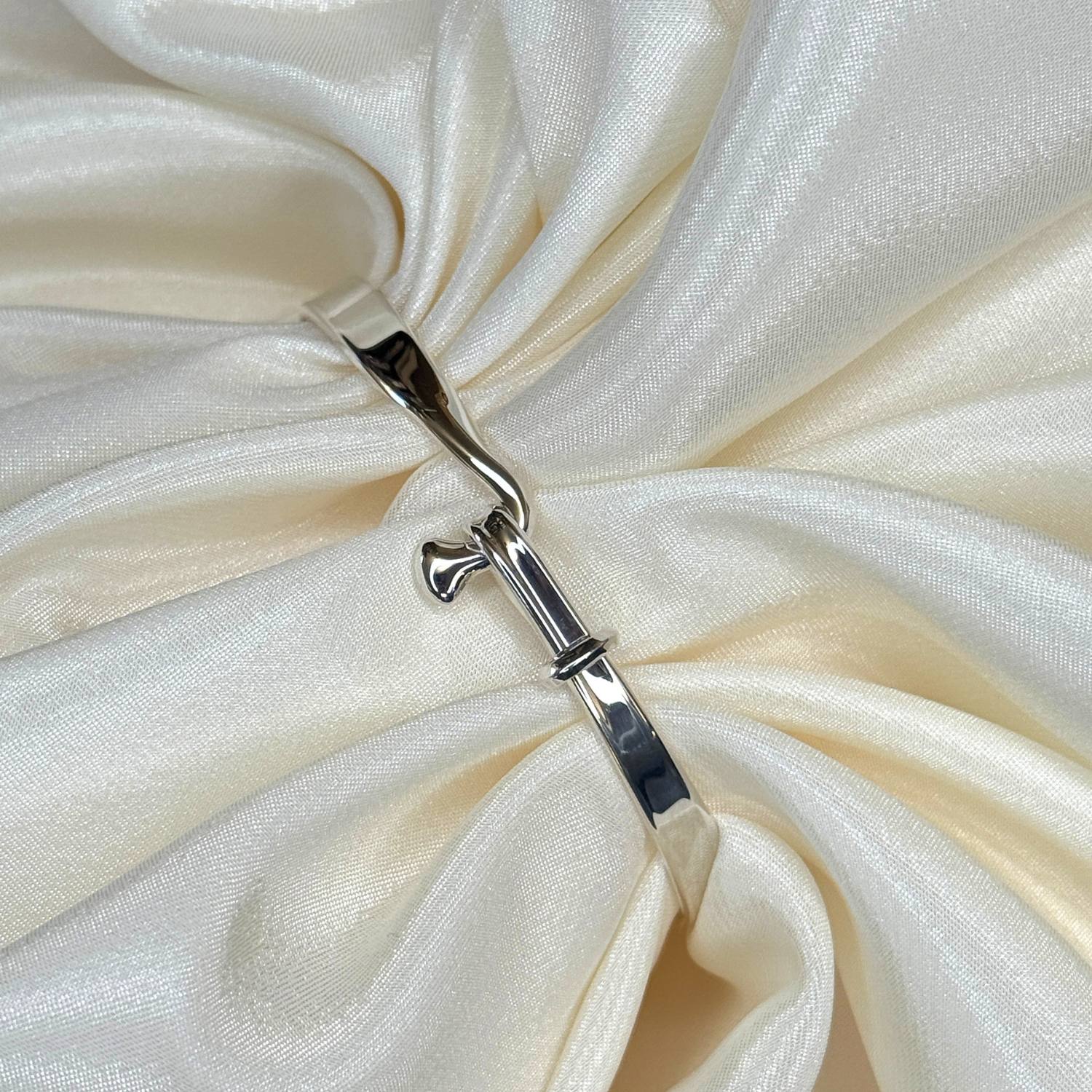 DETAIL242895