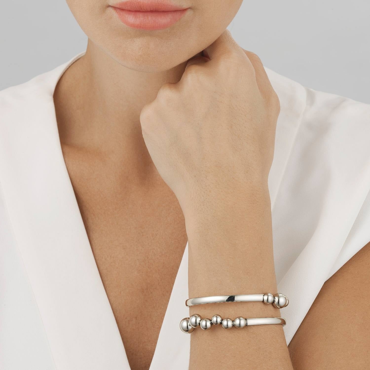 DETAIL243635