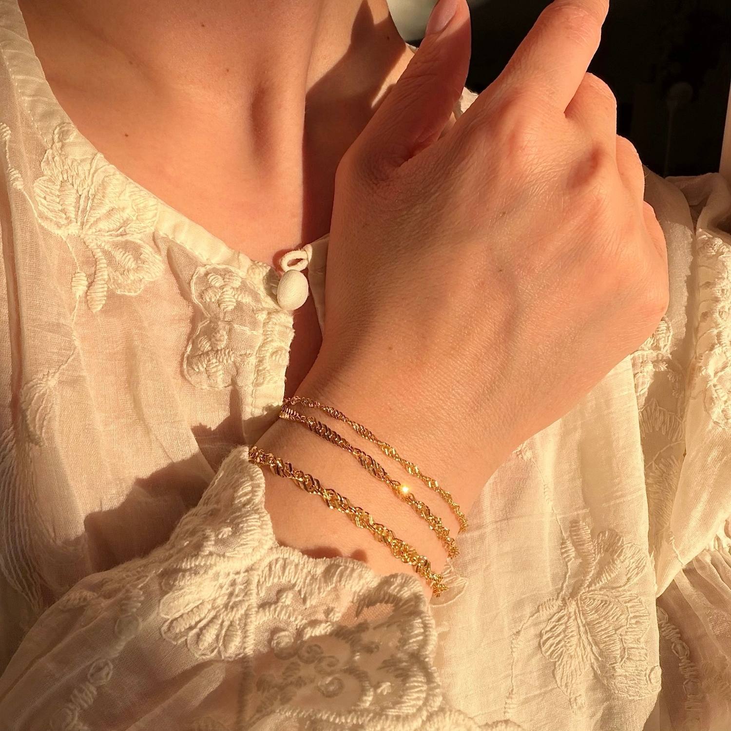 DETAIL249375