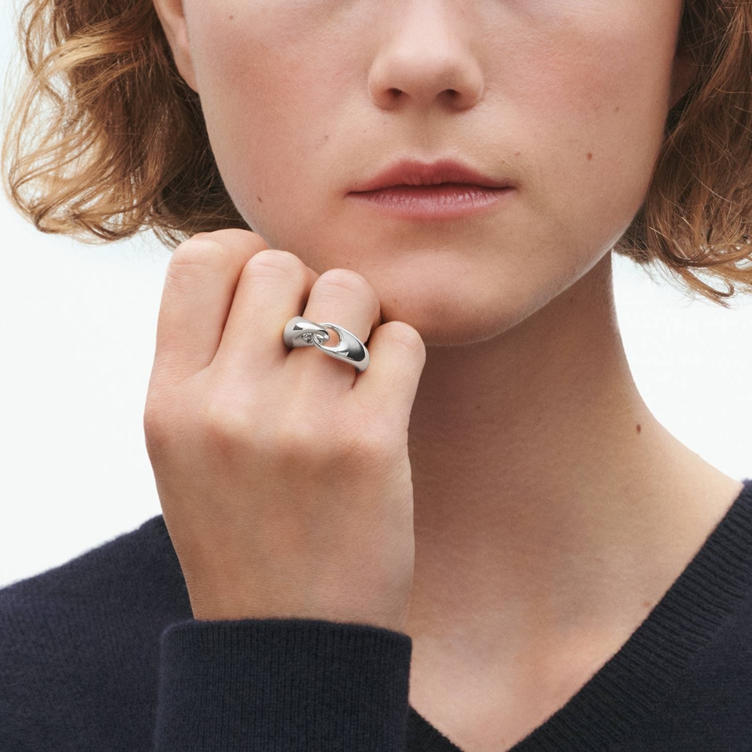 DETAIL243669