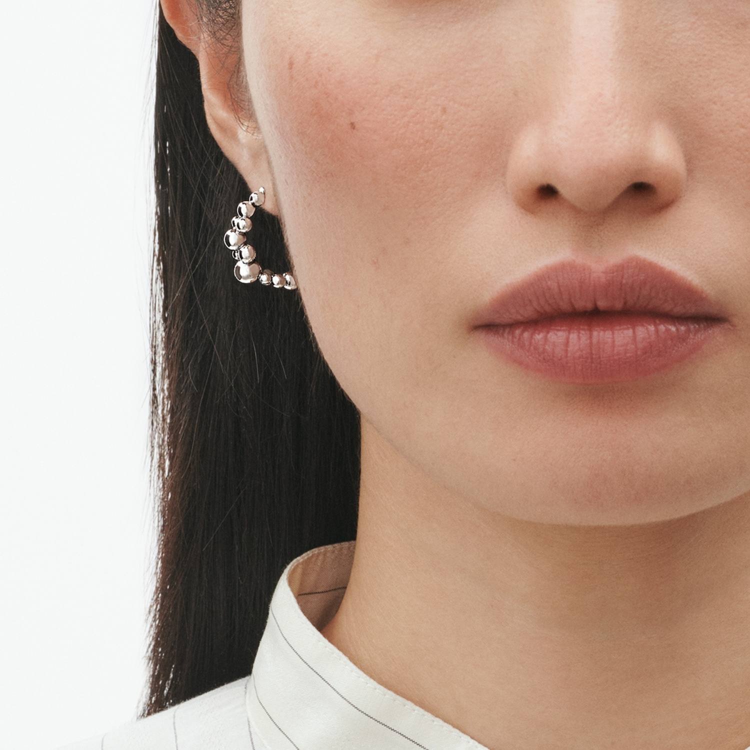 DETAIL243754