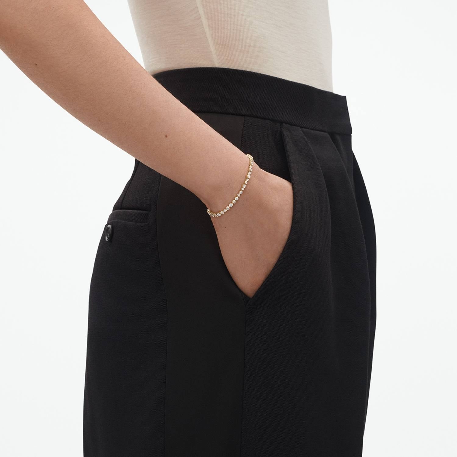 DETAIL243769