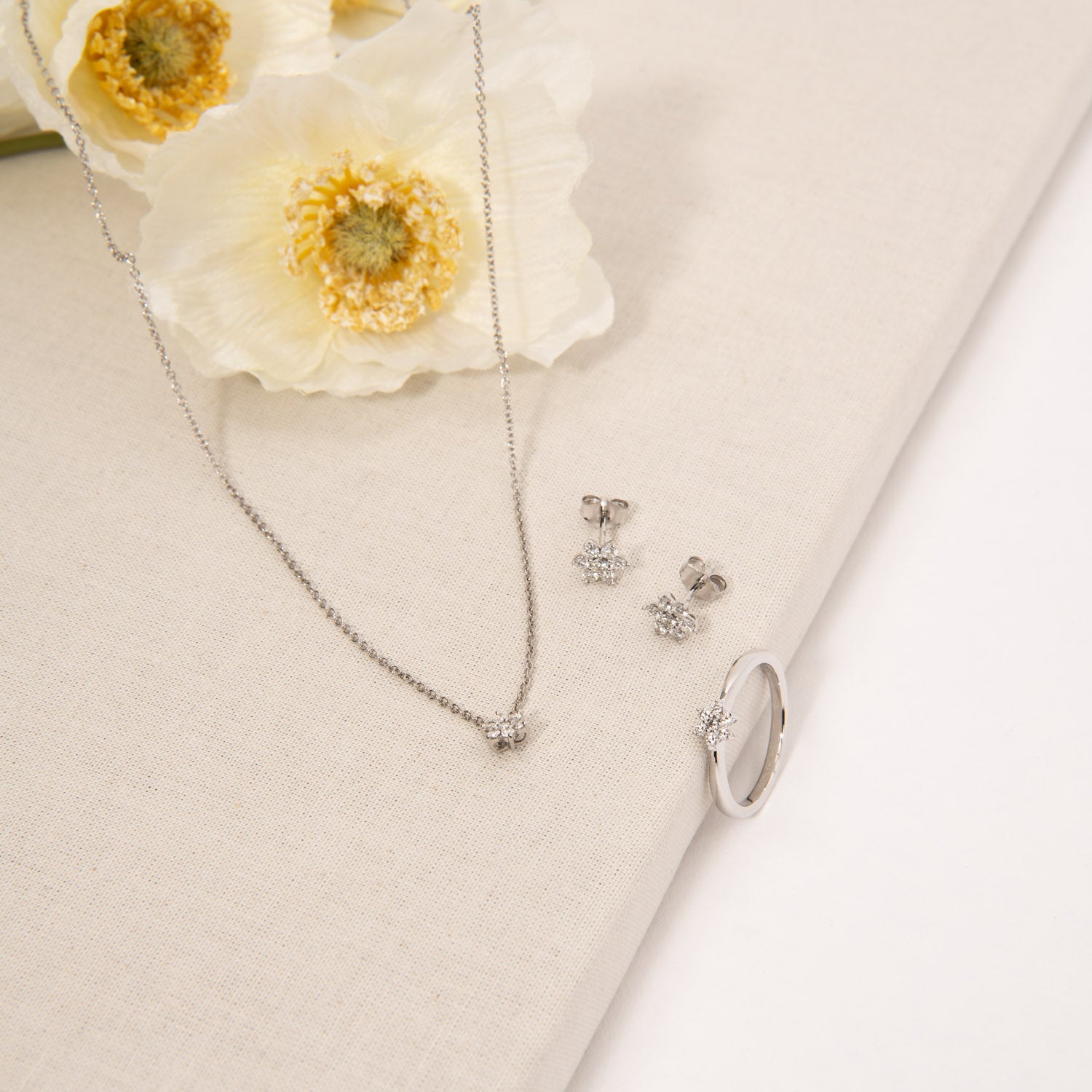 DETAIL247997