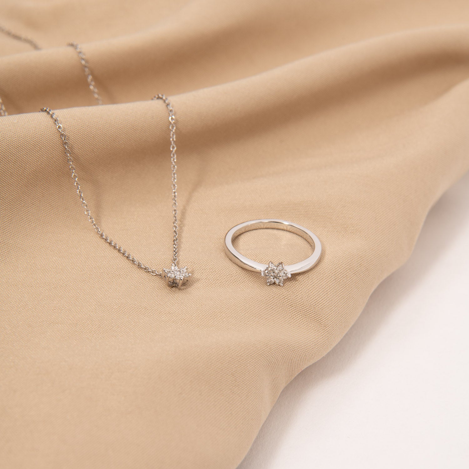 DETAIL247999