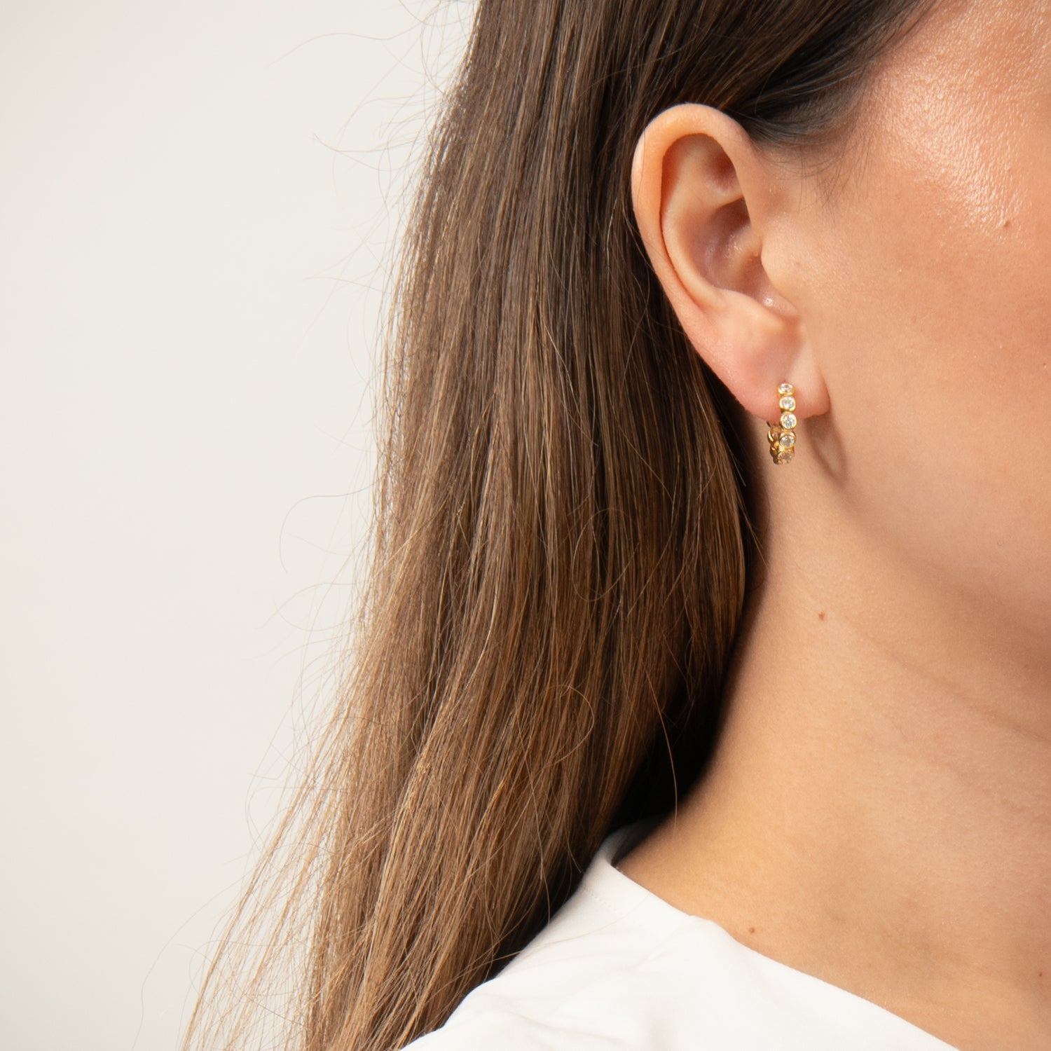 DETAIL233835