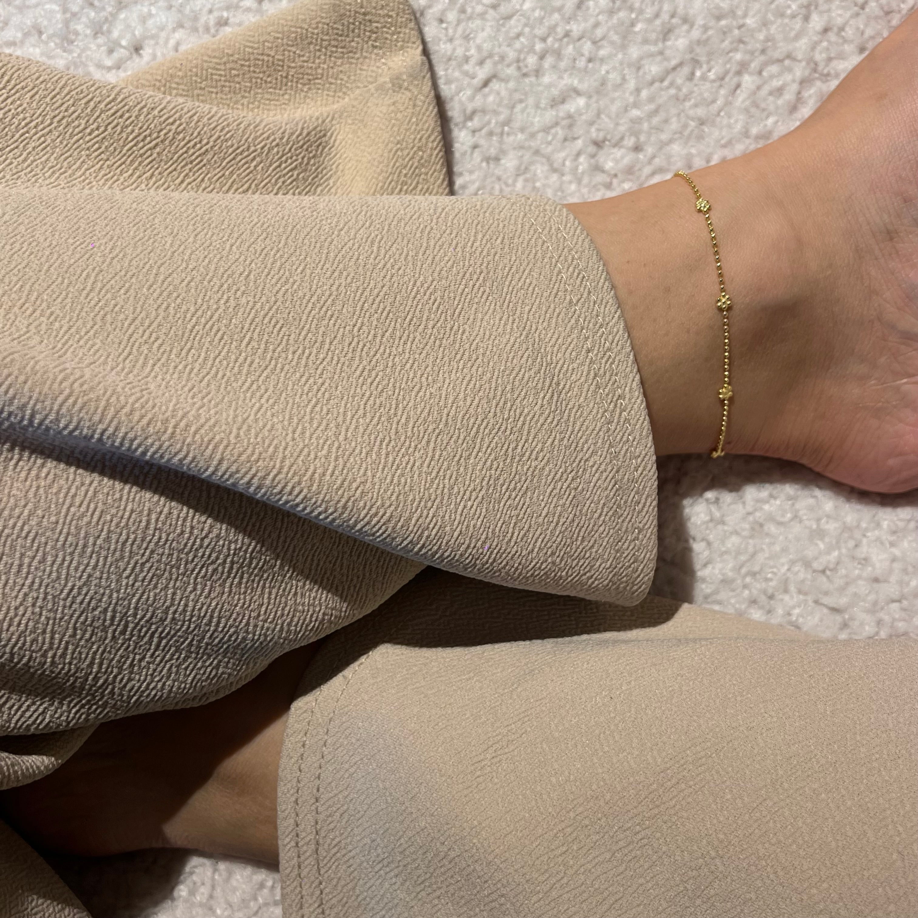 DETAIL233847
