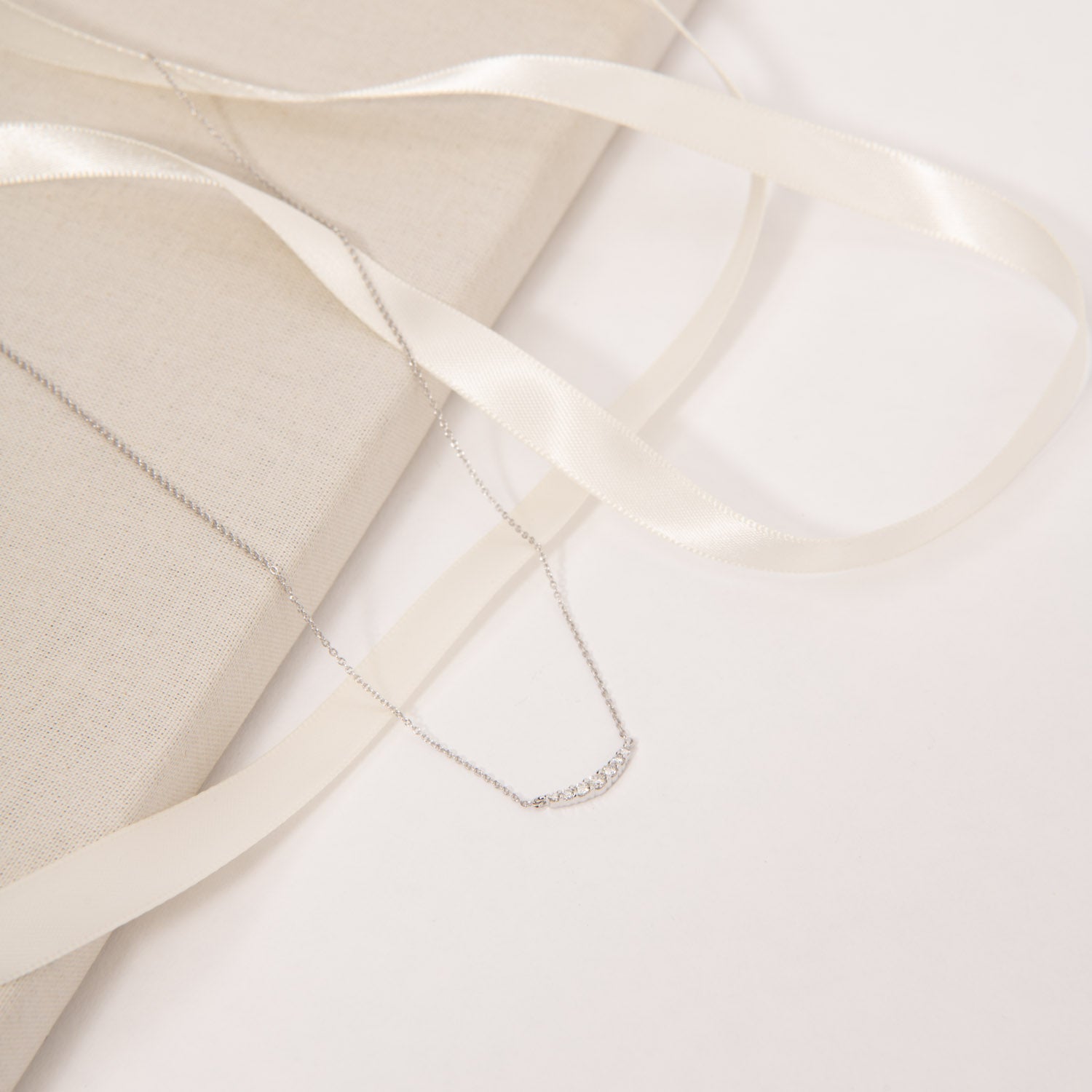 DETAIL248037