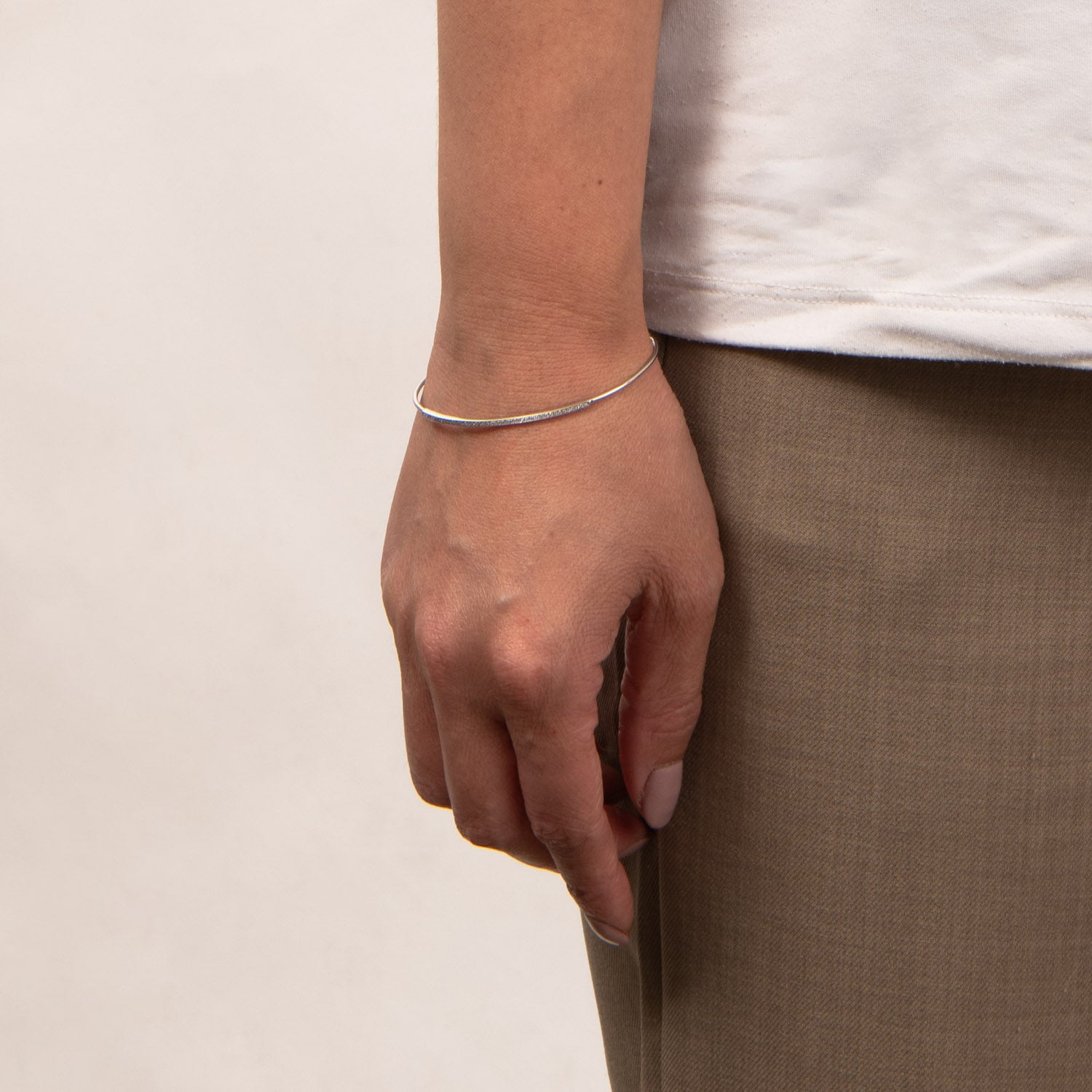 DETAIL248054