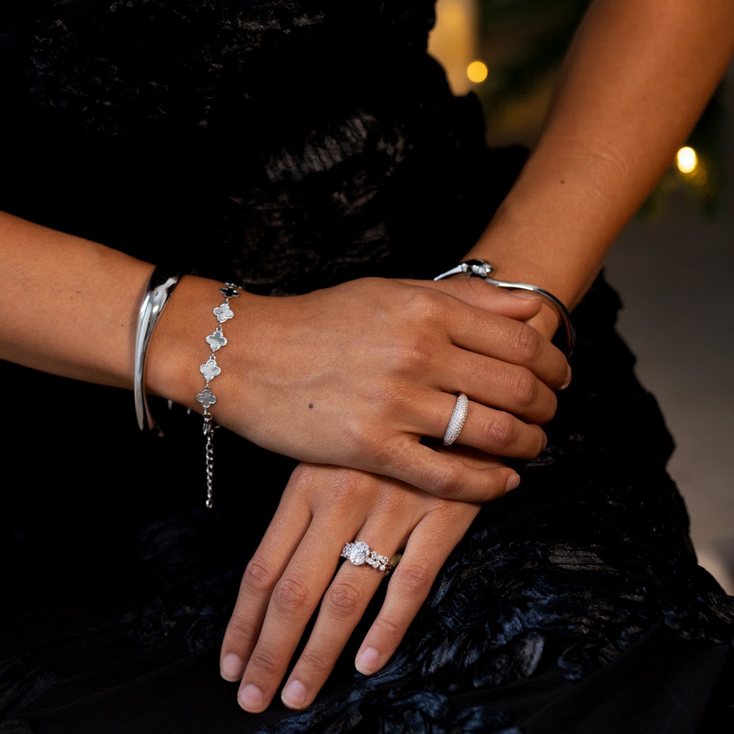 DETAIL234842