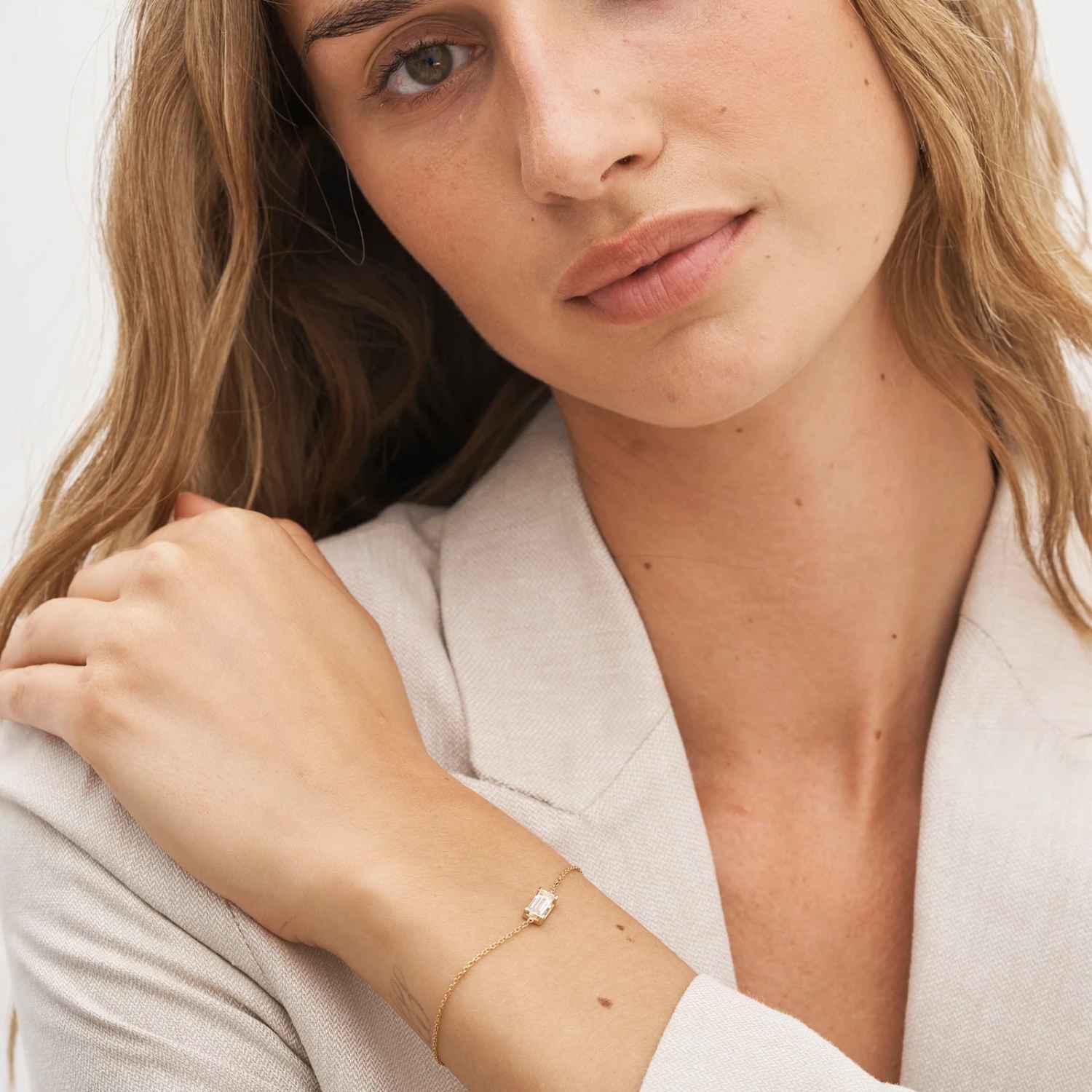 DETAIL258321