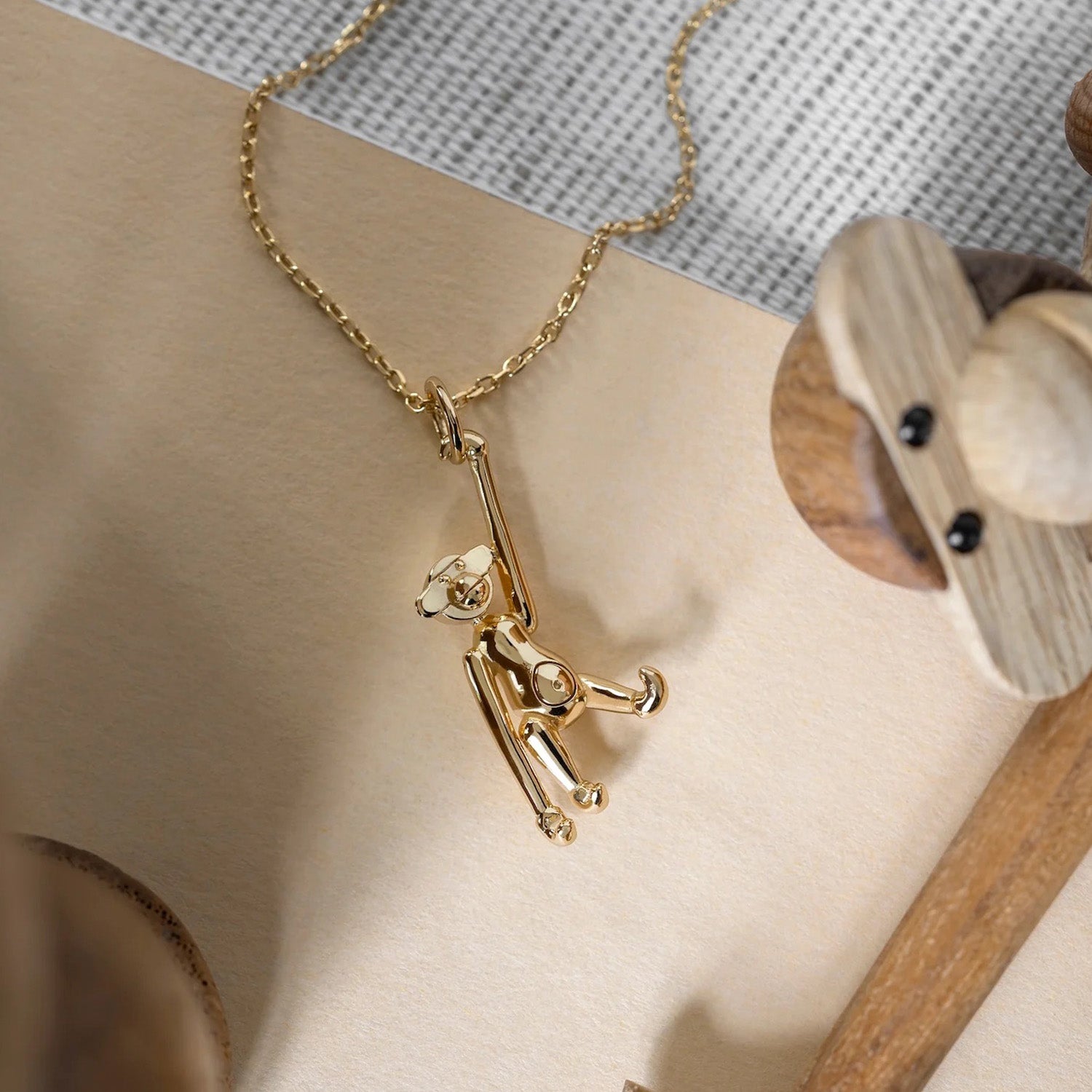 DETAIL248473