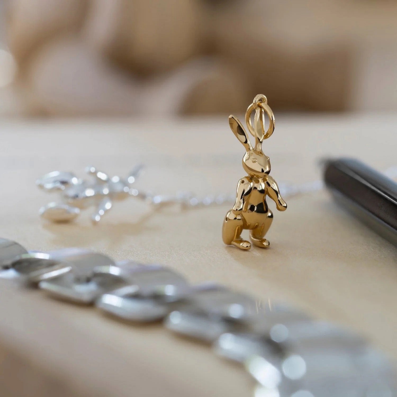 DETAIL235625