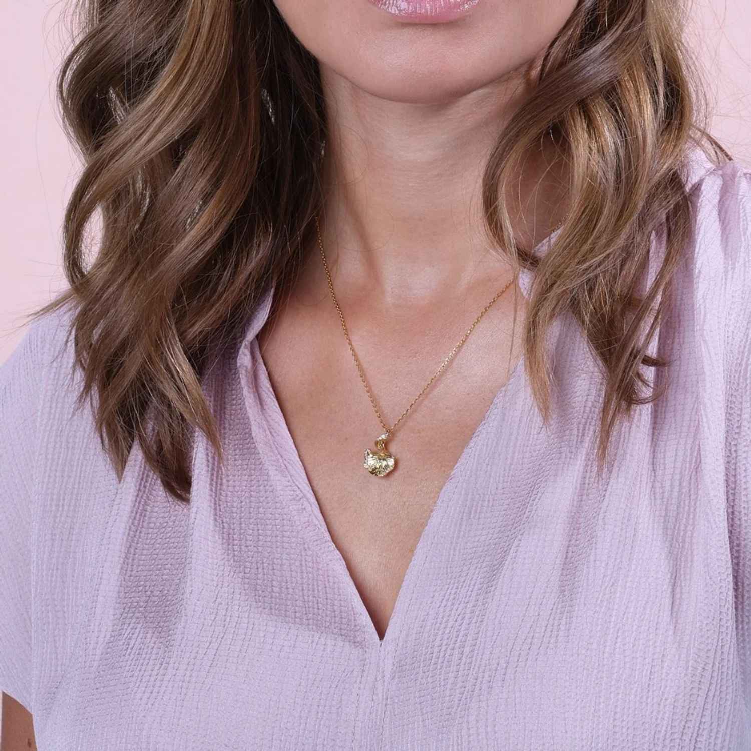 DETAIL258570