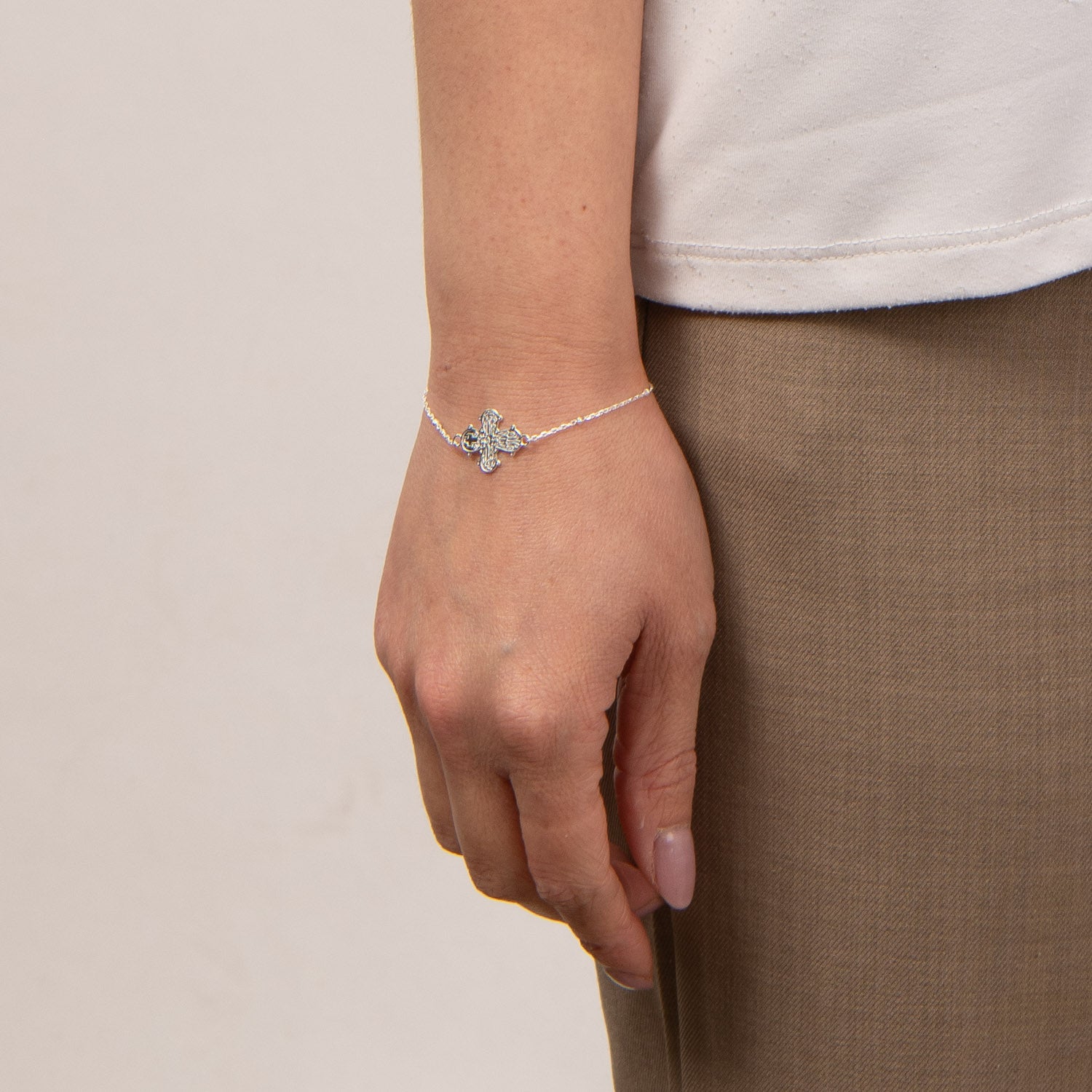 DETAIL242978