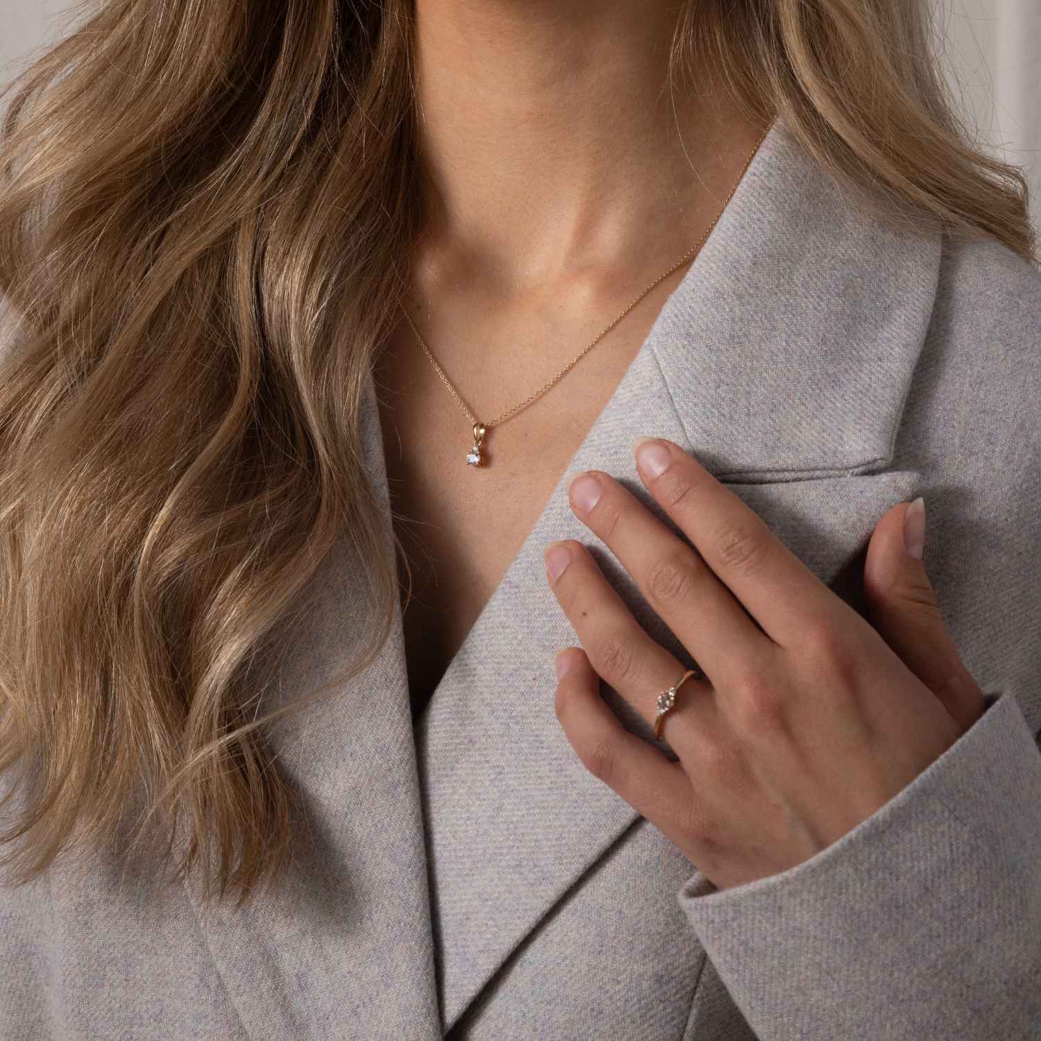 DETAIL256343