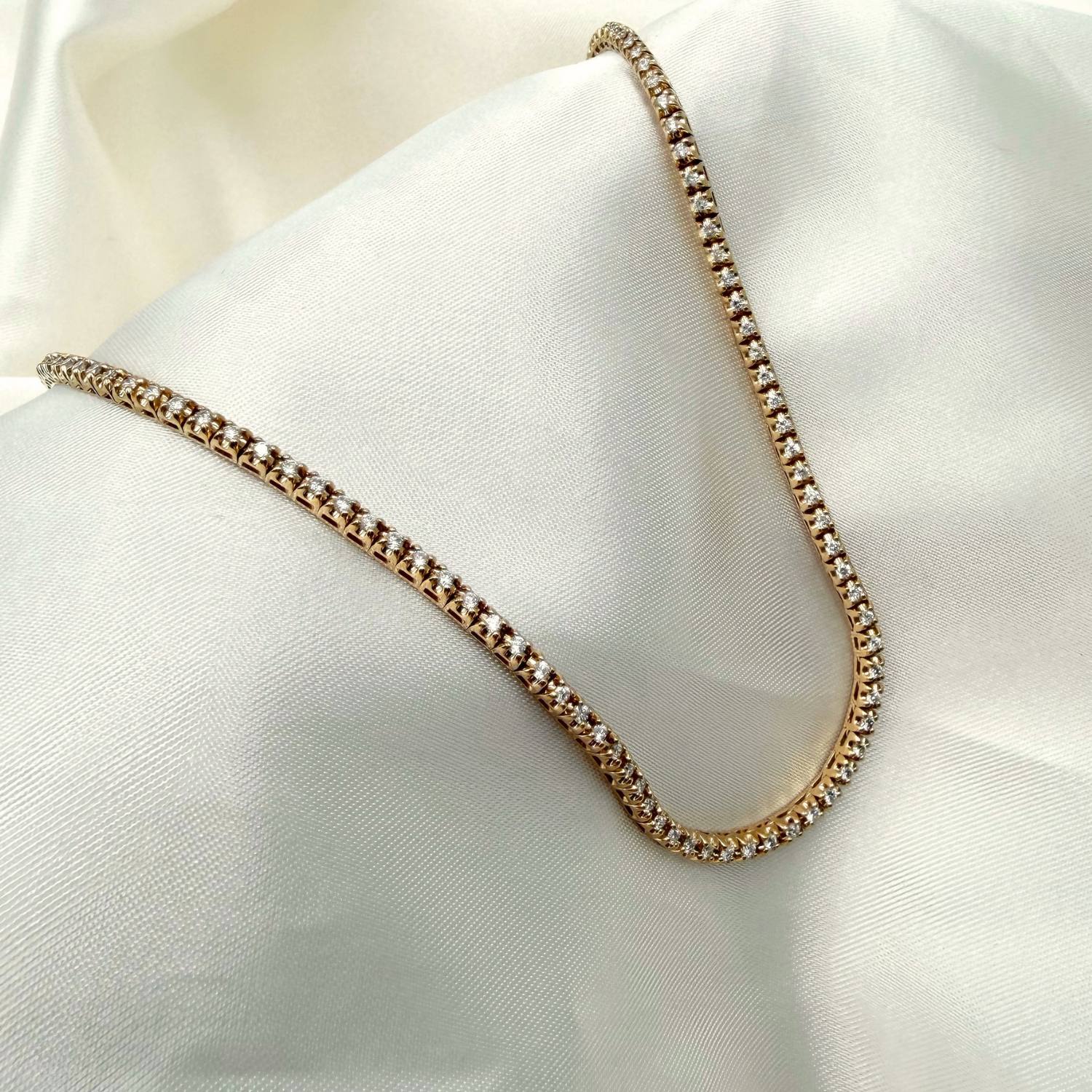 DETAIL244931