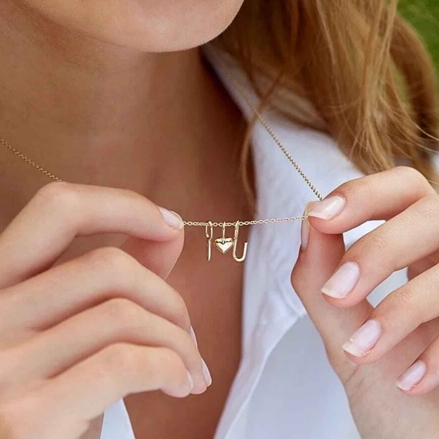 DETAIL258146